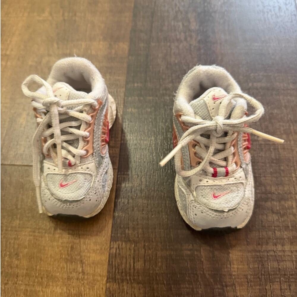 Nike Baby Sneakers Pink Gray Toddler Size 2.5C Athletic Shoes